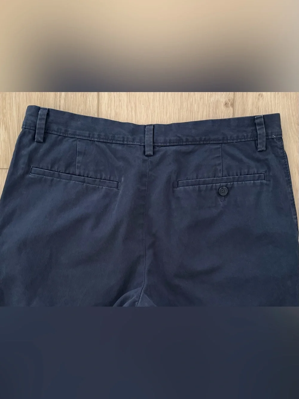 Banana Republic men’s Aiden shorts navy blue chino size 32 classic flat front
